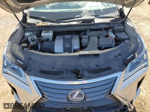 2017 Lexus RX 450h z VIN 2T2BGMCA6HC012036, wystawiony jako Copart lot #57224085 z przebiegiem 101 313 mil mil oraz Szkoda całkowita • Salvage title. Historia ofert i sprzedaży dostępna na DreamBid. Obrazek 12.