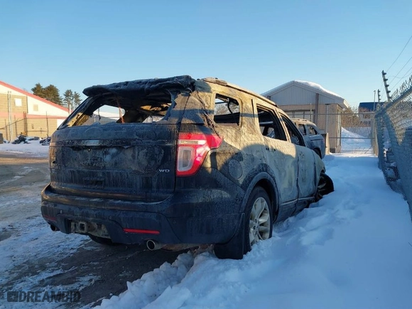 2014 Ford Explorer Limited with VIN 1FM5K8F86EGA00459, listed as a IAAI auction lot 41541777 with 1 mi miles. Bid and sale history available at carsss.com. Image 4.