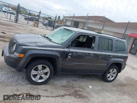 2014 Jeep Patriot Latitude with VIN 1C4NJRFB3ED731313, listed as a IAAI auction lot 42161426 with 118,858 mi miles and . Bid and sale history available at DreamBid. Image 14.