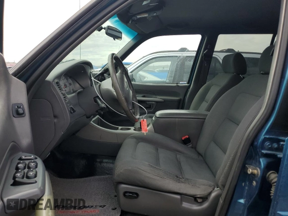 2001 Ford Explorer Sport Trac с VIN 1FMZU77E81UB26618, выставлен на аукционе Copart как лот 63351445 с пробегом 200 307 миль миль и Чистый • Clean title. История ставок и продаж доступна на DreamBid. Изображение 7.