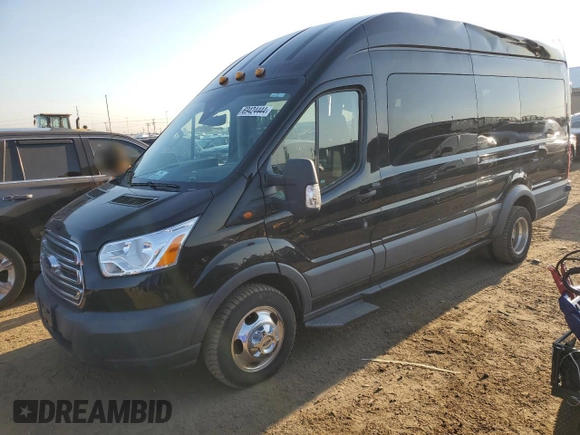 2018 Ford Transit Passenger XL with VIN 1FBVU4XG3JKA28907, listed as a Copart auction lot 69424444 with 61,411 mi miles and Salvage Title. Bid and sale history available at DreamBid. Image 1.