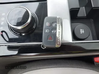 2019 Land Rover Range Rover Velar R-Dynamic SE с VIN SALYL2EX8KA783134, выставлен на аукционе IAAI как лот 41827957 с пробегом 66 666 миль миль и . История ставок и продаж доступна на DreamBid. Изображение 11.