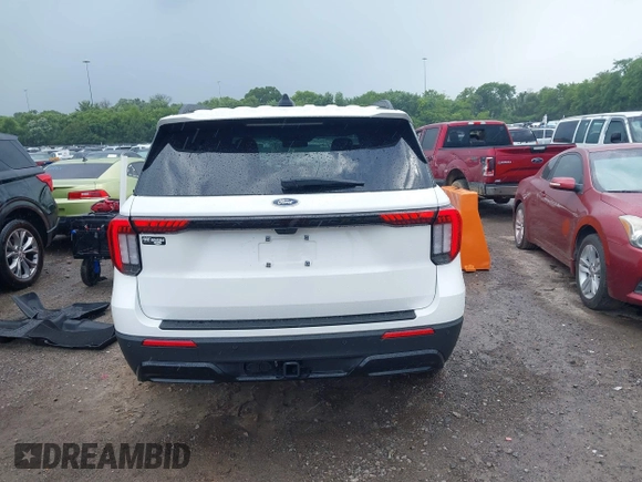 2025 Ford Explorer ST-Line with VIN 1FMUK7KH6SGB58226, listed as a IAAI auction lot 42687937 with Not provided miles and . Bid and sale history available at DreamBid. Image 16.