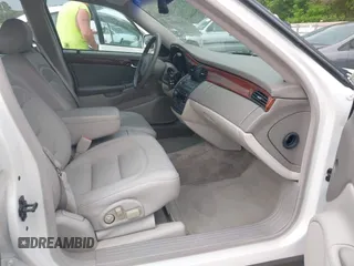 2003 Cadillac DeVille with VIN 1G6KD54Y93U179035, listed as a IAAI auction lot 42114653 with 112,591 mi miles. Bid and sale history available at carsss.com. Image 5.