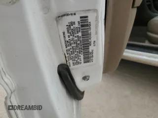 1998 Toyota Camry LE z VIN 4T1BF28K3WU068735, wystawiony jako Copart lot #44548355 z przebiegiem Nie podano mil oraz Szkoda całkowita • Salvage title. Historia ofert i sprzedaży dostępna na DreamBid. Obrazek 14.