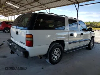 2001 Chevrolet Suburban LT with VIN 3GNFK16T21G209059, listed as a Copart auction lot 70164404 with 339,058 mi miles and Salvage Title. Bid and sale history available at carsss.com. Image 3.