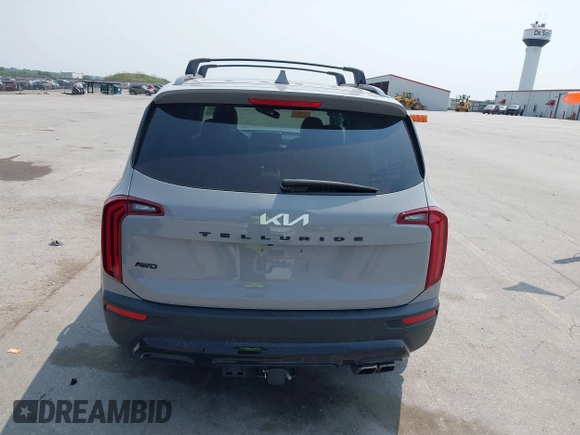 2022 Kia Telluride SX z VIN 5XYP5DHC7NG262332, wystawiony jako IAAI lot #42400373 z przebiegiem 47 580 mil mil oraz . Historia ofert i sprzedaży dostępna na DreamBid. Obrazek 17.
