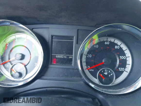 2019 Dodge Grand Caravan GT with VIN 2C4RDGEG5KR660425, listed as a IAAI auction lot 41896185 with 68,682 mi miles and . Bid and sale history available at DreamBid. Image 7.