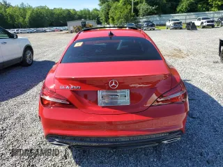 2019 Mercedes-Benz CLA 250 z VIN WDDSJ4EB8KN699218, wystawiony jako Copart lot #57364785 z przebiegiem 19 481 mil mil oraz Szkoda całkowita • Salvage title. Historia ofert i sprzedaży dostępna na DreamBid. Obrazek 6.