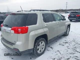 2013 GMC Terrain SLT with VIN 2GKFLUE38D6282076, listed as a IAAI auction lot 41563809 with 104,952 mi miles and . Bid and sale history available at carsss.com. Image 4.