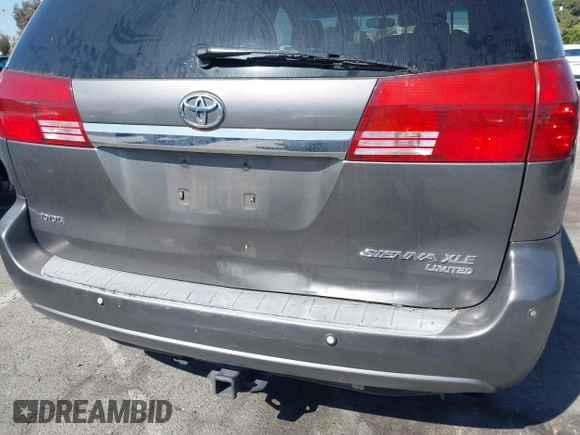2005 Toyota Sienna XLE with VIN 5TDZA22C55S296645, listed as a IAAI auction lot 42017952 with 238,212 mi miles and . Bid and sale history available at DreamBid. Image 6.