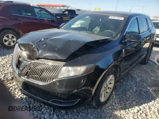 2016 Lincoln MKT with VIN 2LMHJ5NK6GBL01582, listed as a Copart auction lot 81521664 with Not Provided miles and Salvage Title. Bid and sale history available at DreamBid. Image 1.