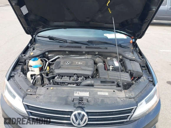 2015 Volkswagen Jetta Sedan 1.8T SE with VIN 3VWD17AJ0FM218263, listed as a IAAI auction lot 42083017 with 194,850 mi miles. Bid and sale history available at carsss.com. Image 10.