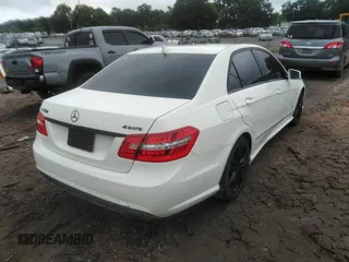 2012 Mercedes-Benz E 350 Luxury with VIN WDDHF8JB6CA573411, listed as a IAAI auction lot 42365181 with 215,242 mi miles and . Bid and sale history available at DreamBid. Image 4.