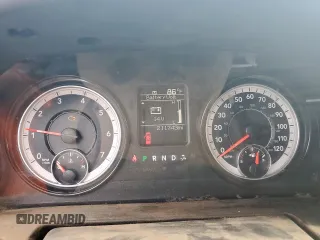 2020 Ram 1500 Tradesman z VIN 1C6RR6FT5LS147643, wystawiony jako Copart lot #60972105 z przebiegiem 211 743 mil mil oraz Czysty tytuł • Clean title. Historia ofert i sprzedaży dostępna na DreamBid. Obrazek 9.