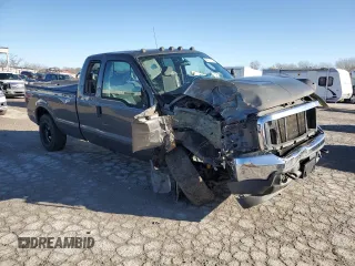 2003 Ford F-350 XL with VIN 1FTSX31F43EA12846, listed as a Copart auction lot 85211144 with Not Provided miles and Salvage Title. Bid and sale history available at DreamBid. Image 4.