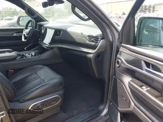 2023 Jeep Wagoneer Series II Carbide с VIN 1C4SJVBPXPS515874, выставлен на аукционе IAAI как лот 42536034 с пробегом 56 284 миль миль и . История ставок и продаж доступна на DreamBid. Изображение 5.