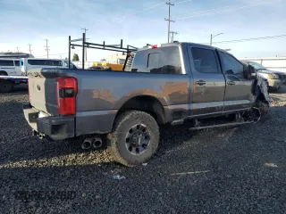 2024 Ford F-350 XL with VIN 1FT8W3BM6REE92164, listed as a Copart auction lot 88810125 with 7,863 mi miles and Salvage Title. Bid and sale history available at DreamBid. Image 3.