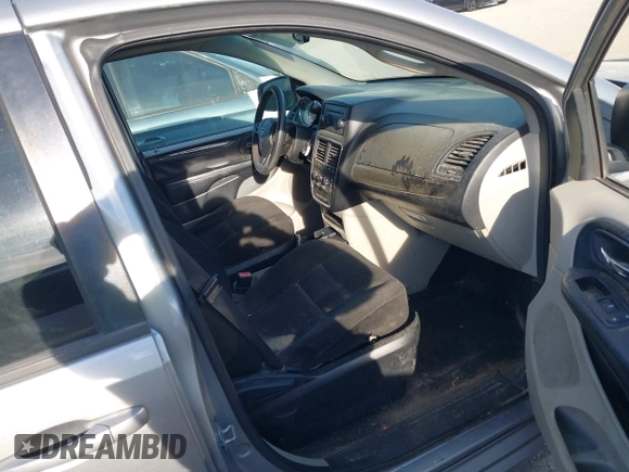 2016 Dodge Grand Caravan SE with VIN 2C4RDGBG5GR314936, listed as a IAAI auction lot 41889795 with 192,621 mi miles and . Bid and sale history available at DreamBid. Image 5.