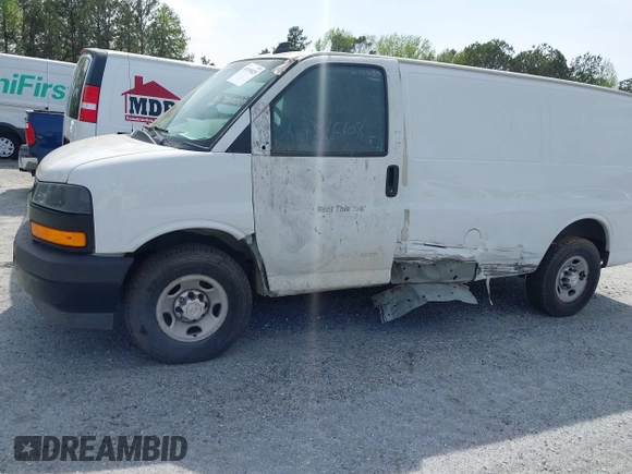 2018 Chevrolet Express Cargo Van with VIN 1GCWGAFP3J1270397, listed as a IAAI auction lot 41935825 with 1 mi miles. Bid and sale history available at carsss.com. Image 6.