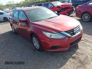 2016 Nissan Altima S with VIN 1N4AL3AP2GN359099, listed as a IAAI auction lot 42043009 with 134,463 mi miles and . Bid and sale history available at carsss.com. Image 1.