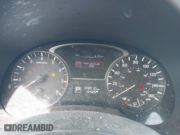 2015 Nissan Altima 2.5 S with VIN 1N4AL3APXFC212782, listed as a IAAI auction lot 41838104 with 109,010 mi miles. Bid and sale history available at carsss.com. Image 7.