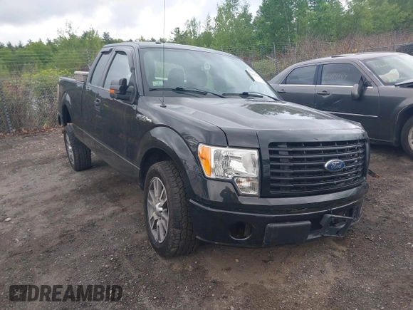 2014 Ford F-150 XL z VIN 1FTFX1EF1EFA57658, wystawiony jako IAAI lot #42145216 z przebiegiem 116 272 mil mil oraz . Historia ofert i sprzedaży dostępna na DreamBid. Obrazek 1.