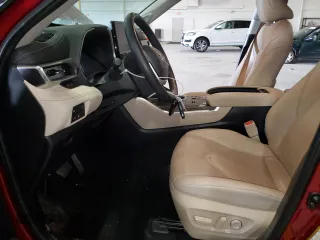 2023 Toyota Highlander L with VIN 5TDKDRAH7PS525652, listed as a Copart auction lot 59927905 with 21,642 mi miles and Salvage title. Bid and sale history available at DreamBid. Image 7.
