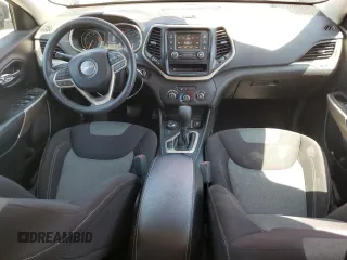 2017 Jeep Cherokee Sport z VIN 1C4PJMAB3HW601351, wystawiony jako Copart lot #60894095 z przebiegiem 125 458 mil mil oraz Szkoda całkowita • Salvage title. Historia ofert i sprzedaży dostępna na DreamBid. Obrazek 8.
