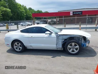 2017 Ford Mustang V6 с VIN 1FA6P8AM0H5270159, выставлен на аукционе IAAI как лот 42312486 с пробегом 43 352 миль миль и . История ставок и продаж доступна на DreamBid. Изображение 14.