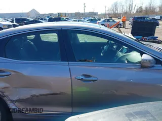 2013 Hyundai Azera with VIN KMHFH4JG3DA220430, listed as a IAAI auction lot 41805191 with 101,610 mi miles and . Bid and sale history available at DreamBid. Image 13.