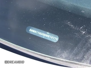 2017 Volkswagen Golf S z VIN 3VWH17AU0HM519775, wystawiony jako Copart lot #55654345 z przebiegiem 98 935 mil mil oraz Szkoda całkowita • Salvage title. Historia ofert i sprzedaży dostępna na DreamBid. Obrazek 10.