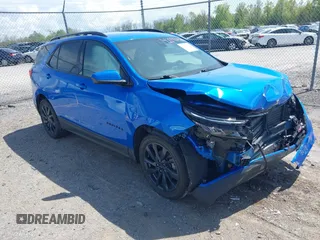 2024 Chevrolet Equinox RS z VIN 3GNAXMEG0RS107432, wystawiony jako IAAI lot #42090418 z przebiegiem 44 874 mil mil oraz . Historia ofert i sprzedaży dostępna na DreamBid. Obrazek 1.