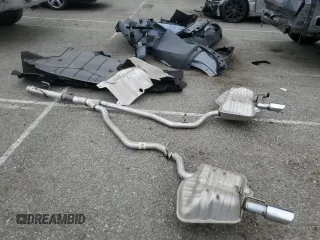 2023 Ford Explorer XLT z VIN 1FMSK7DH3PGB91471, wystawiony jako Copart lot #55952575 z przebiegiem 8 951 mil mil oraz Szkoda całkowita • Salvage title. Historia ofert i sprzedaży dostępna na DreamBid. Obrazek 13.