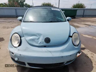 2010 Volkswagen Beetle Final Edition z VIN 3VWRW3AL2AM004708, wystawiony jako Copart lot #63852415 z przebiegiem 111 174 mil mil oraz Szkoda całkowita • Salvage title. Historia ofert i sprzedaży dostępna na DreamBid. Obrazek 5.