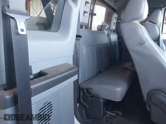 2013 Ford F-250 XL with VIN 1FT7X2B63DEB35361, listed as a IAAI auction lot 41396136 with 141,342 mi miles and . Bid and sale history available at DreamBid. Image 8.