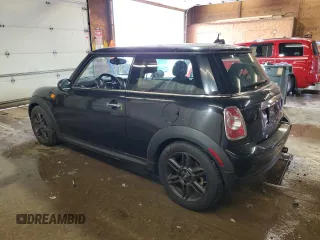 2012 MINI Hardtop with VIN WMWSU3C5XCT185017, listed as a Copart auction lot 61015285 with 129,288 mi miles and Clean title. Bid and sale history available at DreamBid. Image 2.
