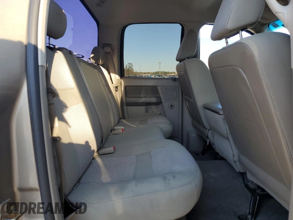 2006 Dodge 1500 SLT z VIN 1D7HA18266S582653, wystawiony jako Copart lot #47625845 z przebiegiem 134 843 mil mil oraz Czysty tytuł • Clean title. Historia ofert i sprzedaży dostępna na DreamBid. Obrazek 10.