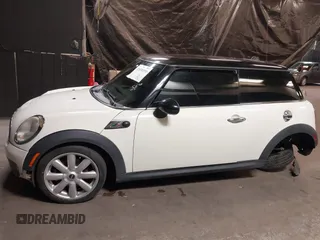 2010 MINI Hardtop S with VIN WMWMF7C5XATX41382, listed as a IAAI auction lot 40558359 with 96,158 mi miles and . Bid and sale history available at DreamBid. Image 14.