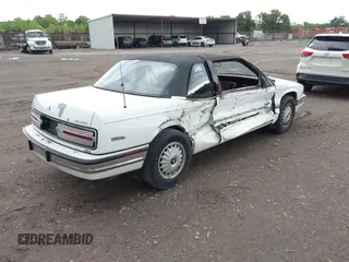 1993 Buick Regal with VIN 2G4WD14L8P1418759, listed as a IAAI auction lot 42232352 with 50,564 mi miles and . Bid and sale history available at DreamBid. Image 6.