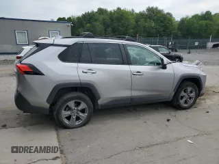 2022 Toyota RAV4 Hybrid XLE z VIN 4T3RWRFVXNU050291, wystawiony jako Copart lot #59721295 z przebiegiem 83 752 mil mil oraz Szkoda całkowita • Salvage title. Historia ofert i sprzedaży dostępna na DreamBid. Obrazek 3.