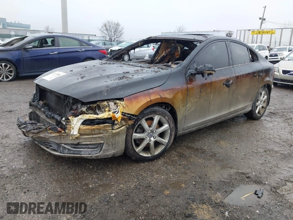 2016 Volvo S60 T5 Drive-E Premier with VIN YV126MFK1G1400350, listed as a IAAI auction lot 41856125 with 1 mi miles. Bid and sale history available at carsss.com. Image 6.