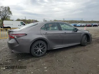 2021 Toyota Camry SE Nightshade with VIN 4T1G11AKXMU588114, listed as a Copart auction lot 52624045 with 81,779 mi miles and Salvage Title. Bid and sale history available at carsss.com. Image 3.