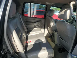 2007 Ford Explorer XLT z VIN 1FMEU63E47UB46713, wystawiony jako Copart lot #61844135 z przebiegiem Nie podano mil oraz Szkoda całkowita • Salvage title. Historia ofert i sprzedaży dostępna na DreamBid. Obrazek 11.