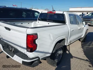 2024 Chevrolet Colorado 2WD LT with VIN 1GCPSCEK2R1168542, listed as a IAAI auction lot 41705157 with 1 mi miles. Bid and sale history available at carsss.com. Image 4.