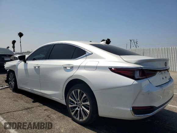 2024 Lexus ES 300h with VIN 58ADA1C10RU040064, listed as a Copart auction lot 58858825 with 8,021 mi miles and Salvage title. Bid and sale history available at DreamBid. Image 2.