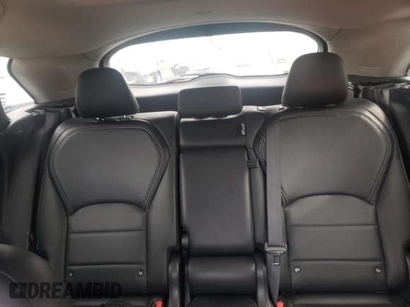 2019 Infiniti QX50 LUXE with VIN 3PCAJ5M37KF100121, listed as a Copart auction lot 49025983 with 23,523 mi miles. Bid and sale history available at carsss.com. Image 10.
