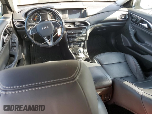 2018 Infiniti QX30 Luxury with VIN SJKCH5CP3JA060276, listed as a Copart auction lot 52947805 with 73,401 mi miles and Salvage title. Bid and sale history available at DreamBid. Image 8.