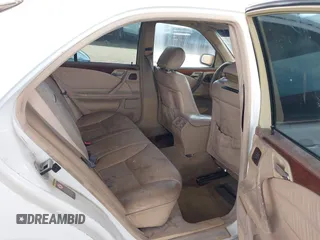 2001 Mercedes-Benz E-Class with VIN WDBJF65J61B183965, listed as a IAAI auction lot 41926279 with 305,436 mi miles. Bid and sale history available at carsss.com. Image 8.