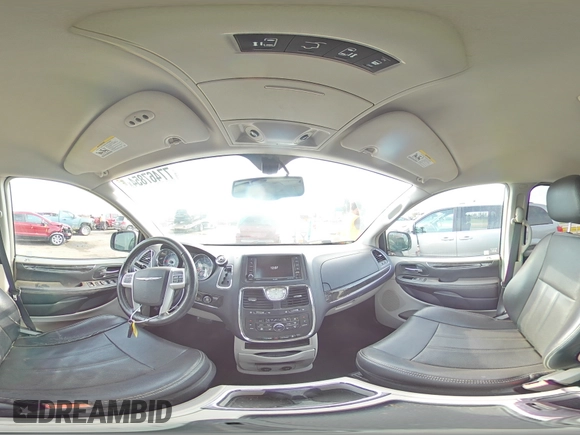 2015 Chrysler Town & Country Touring L with VIN 2C4RC1CG0FR513812, listed as a Copart auction lot 77467854 with 157,196 mi miles and Clean Title. Bid and sale history available at DreamBid. Image 15.